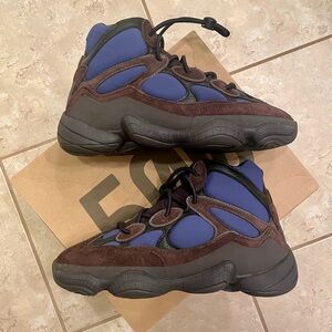 Yeezy 500 High ‘Tyrian’